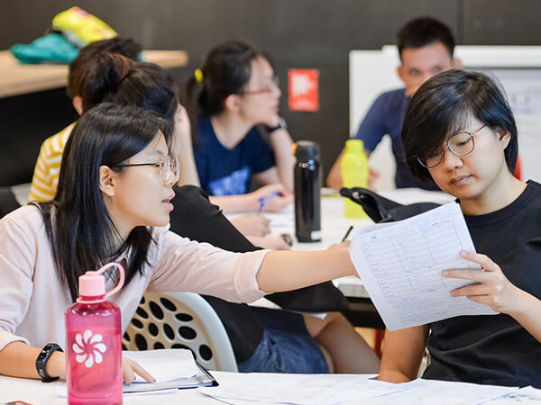 learning-at-the-red-box-hokkien-dialogue-600-450-D learning-at-the-red-box-hokkien-dialogue-600-450-D